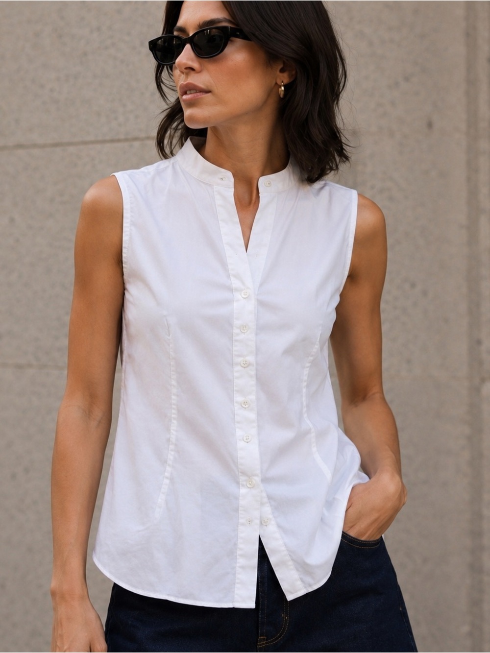 NWOT Calvin Klein Sleeveless 90s Sleeveless Shirt | Size XS | Perfect Condition